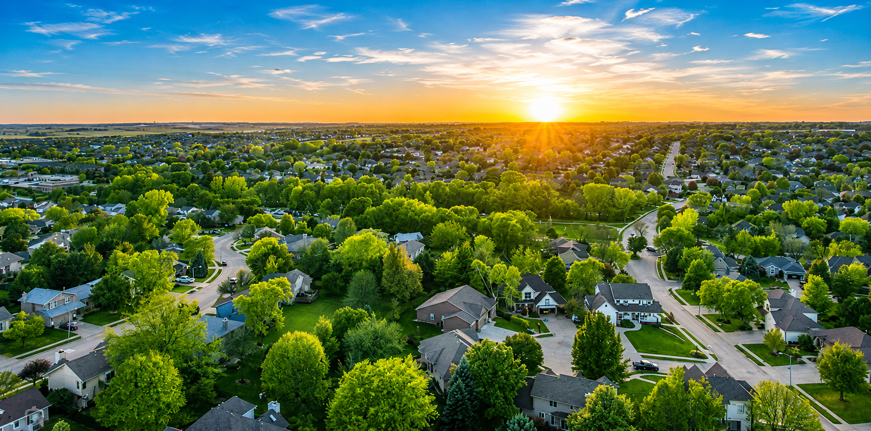 Established residential neighborhood in Urbandale Iowa